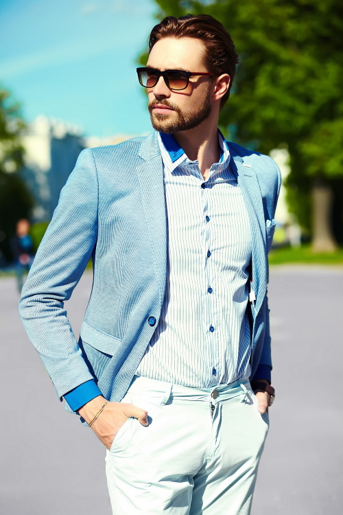 Smart casual dresscode voor mannen: Voorbeelden & tips